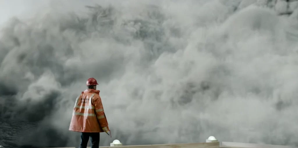 fog and ashes approaching the oil rig in the rig beginning